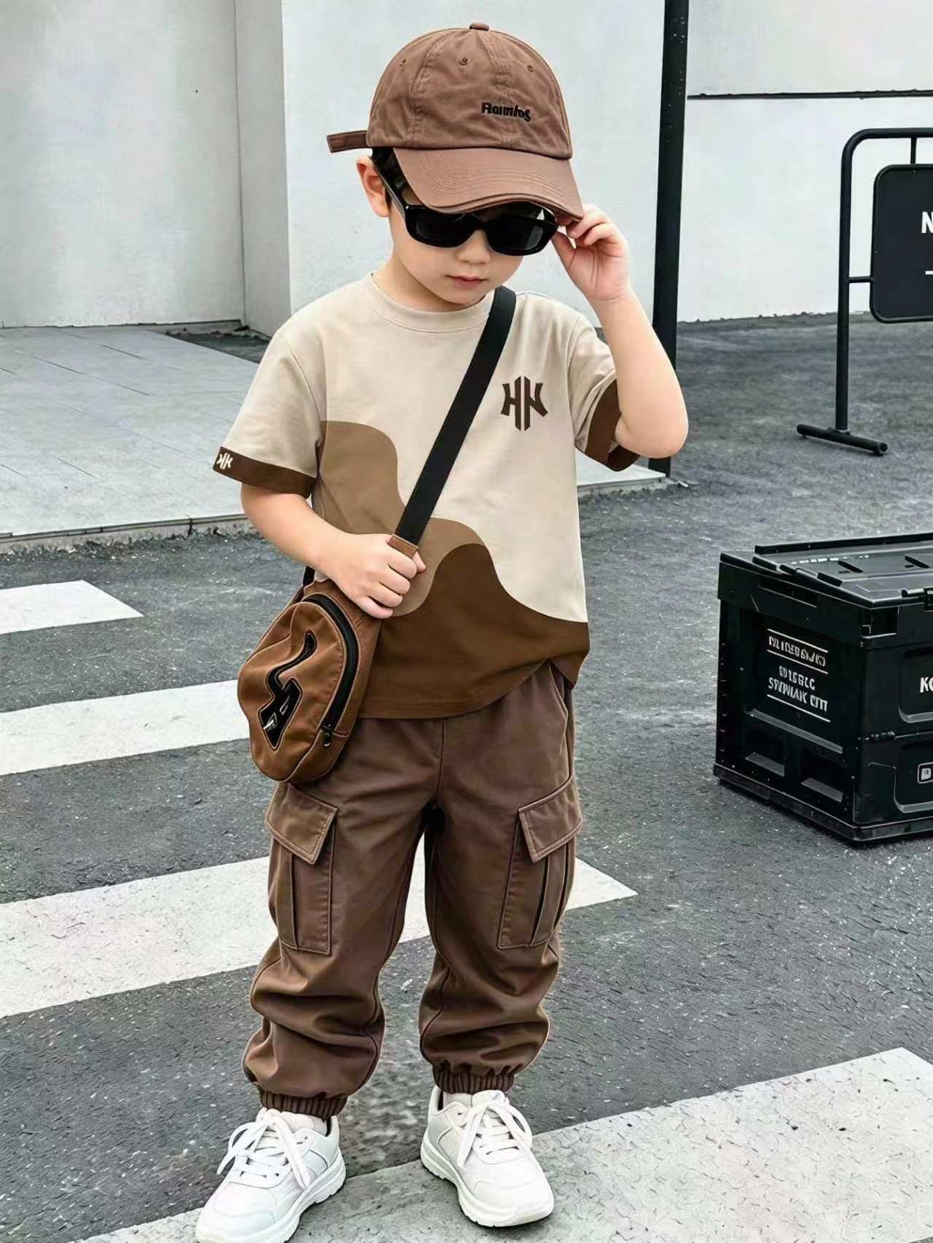 Khaki T-Shirt & Brown Cargo Pants Set